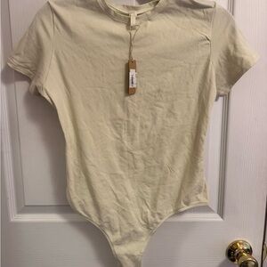 SKIMS Cream Short Sleeve Bodysuit